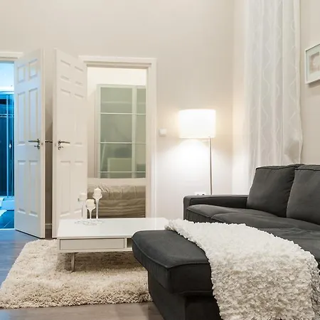 Flatiron Premium Apartment *